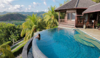 Luxury villa and yacht charter (2)